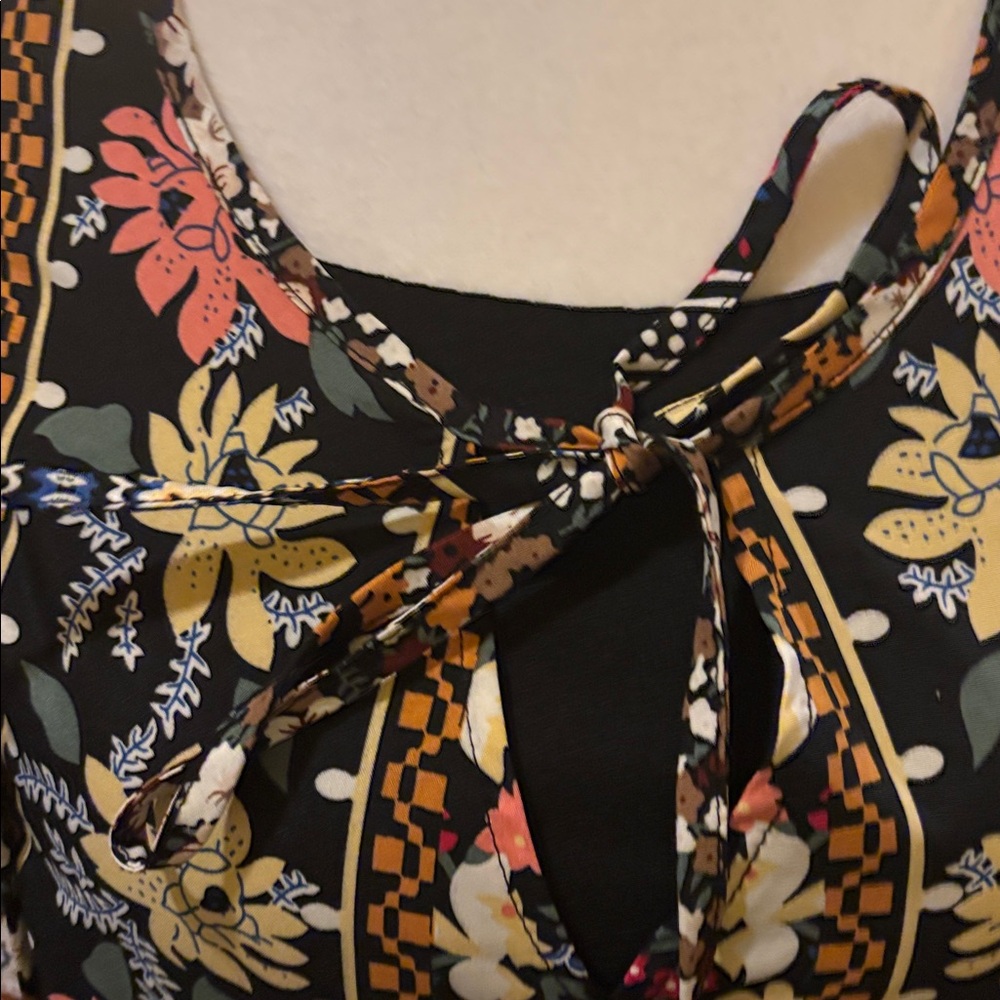 Floral Patterned Kimono - Picture 7 of 8